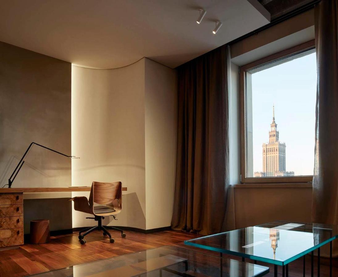 Apartament typu Suite z balkonem – wyższe piętro